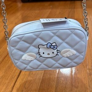 Hello Kitty FOREVER 21 Bag SNOW ANGEL Brand New !